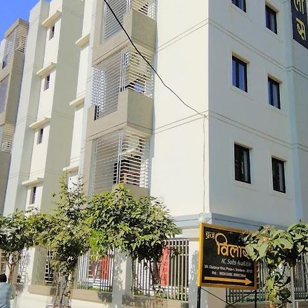 Braj Villas Vrindāvan Esterno foto