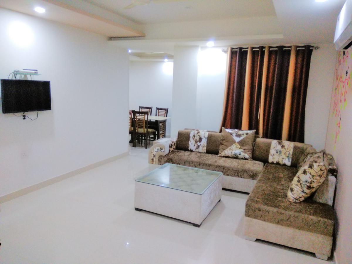 Braj Villas Vrindāvan Esterno foto