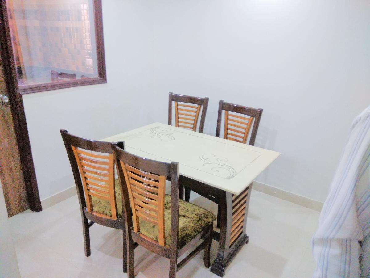 Braj Villas Vrindāvan Esterno foto